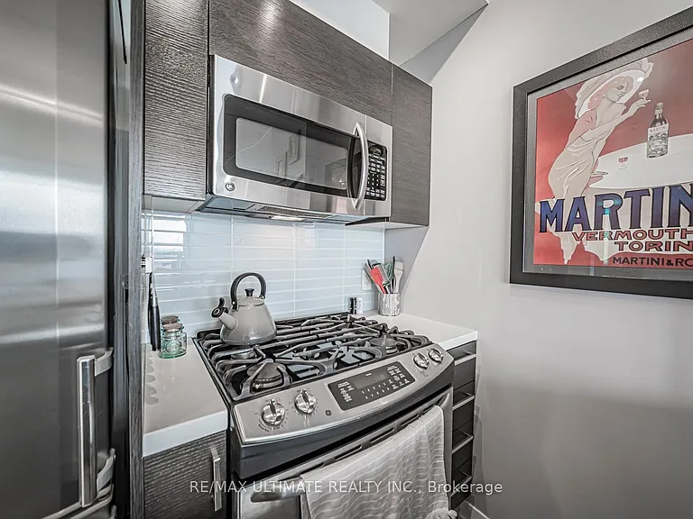 318 King St E #1108 — Photo 10