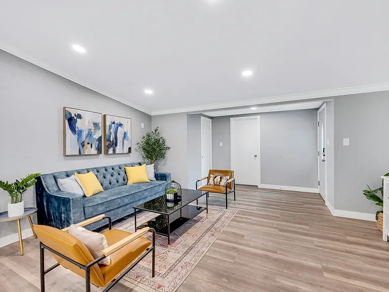 9582 Parade St — Photo 39