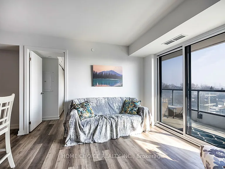 1480 Bayly St #518 — Photo 14