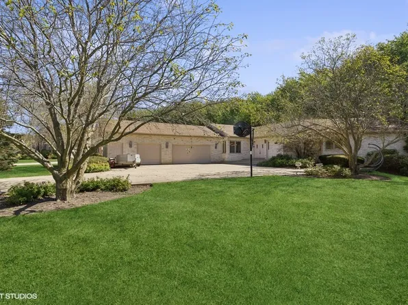14129 W Pratum Terra Dr, Wadsworth, IL 60083