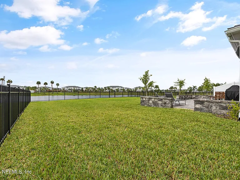 405 Rum Runner Way — Photo 2