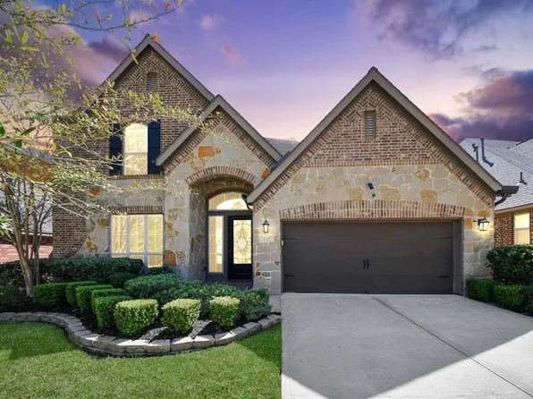 119 Meadow Run Dr, Conroe, TX 77384