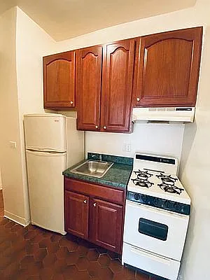 Rented by Living New York | media 10