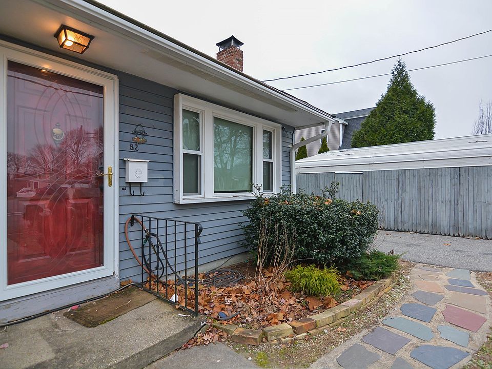 1st image of 82 Lowell St