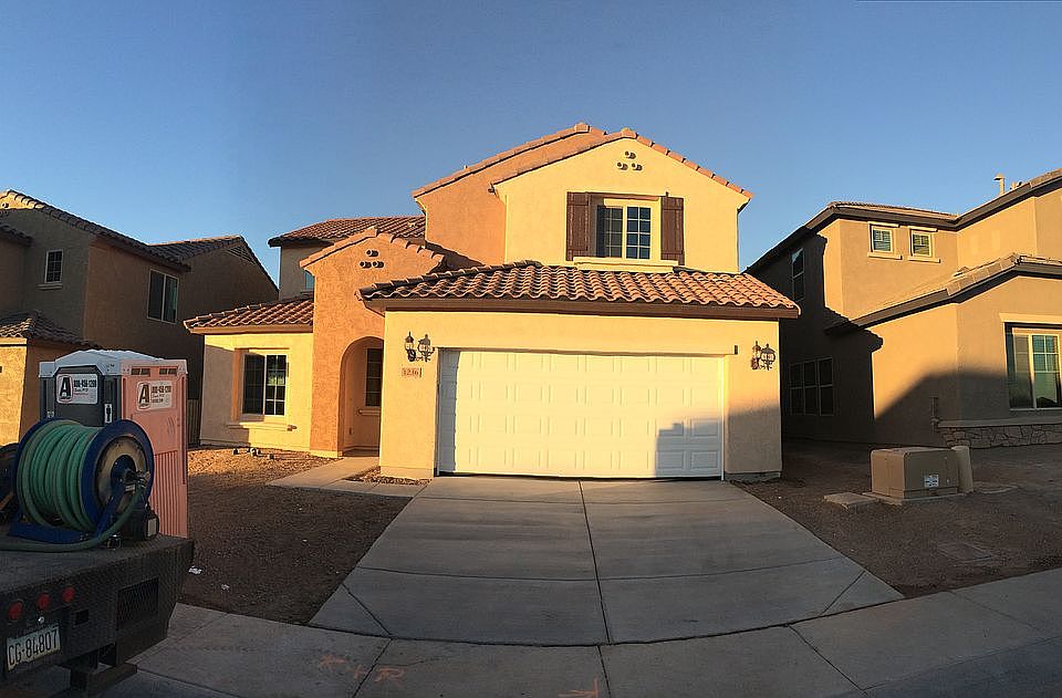 1st image of 1236 W Spur Dr