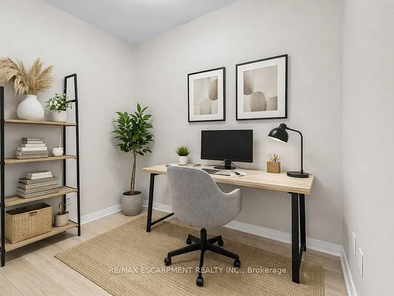 480 Gordon Krantz Ave #303 — Photo 22