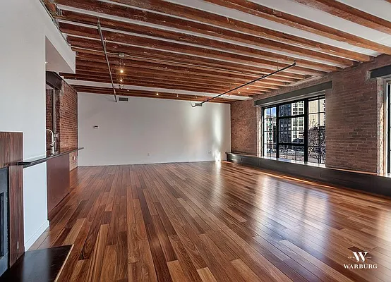 Rented by Warburg | media 27