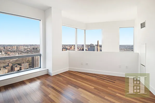 Sold by Halstead Real Estate | media 30