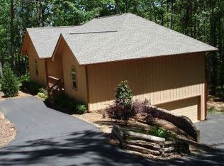 209 Chicory Dr E, Blairsville, GA 30512