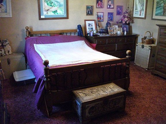 5th image of 262 Oxford Ln