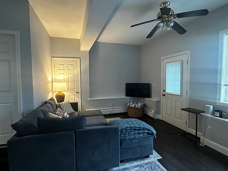 16 Glen Rd — Photo 4