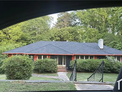 211A Oneal Dr — Photo 2
