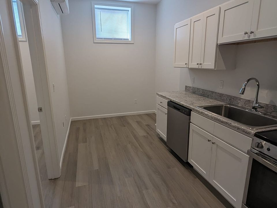 2nd image of 333 Main St #5