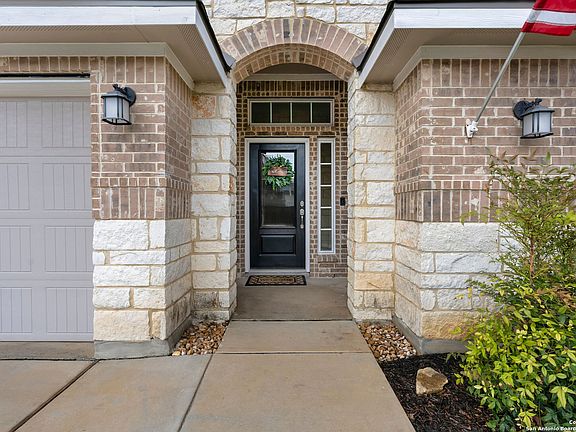 2nd image of 6225 Waldon Walk