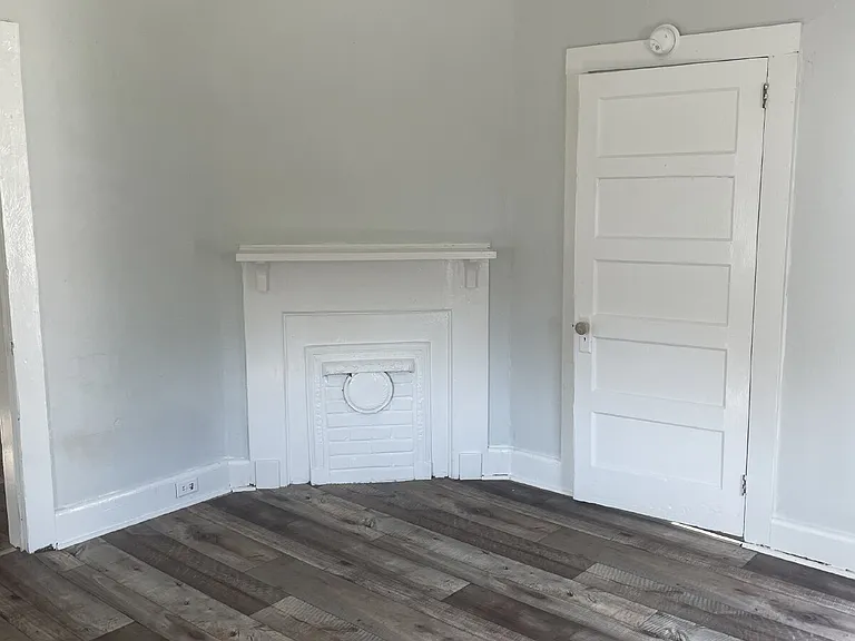 276 Finley St — Photo 7