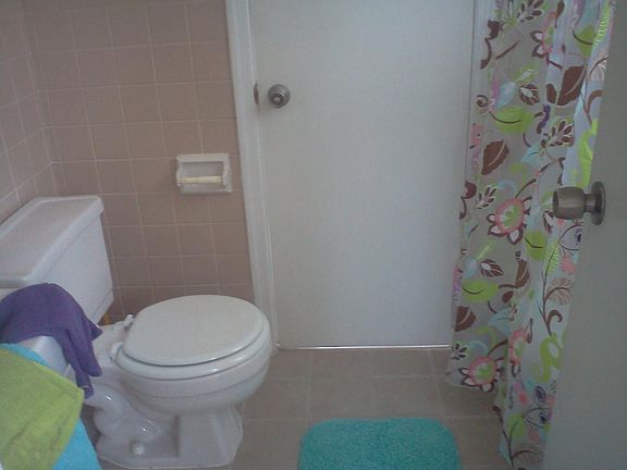 3rd image of 1026 Little Bay Ave APT 2