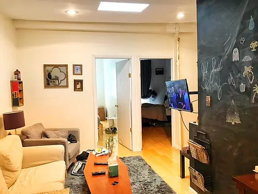 Rented by Friedman Roth Realty | media 26