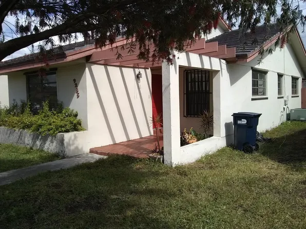 9235 SW 8th Ter, Miami, FL 33174