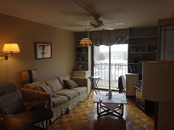 4th image of 125 Acacia Cir #515E