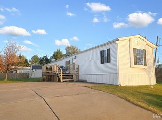 1020 Elderberry Dr, House Springs, MO 63051