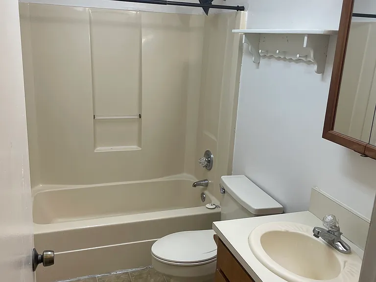 2689 Lee Road 249 — Photo 9