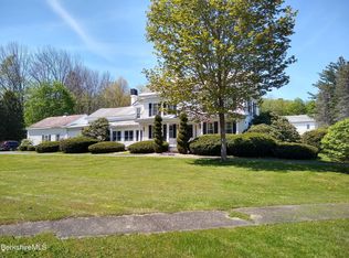 43 Church St, Hinsdale, MA 01235