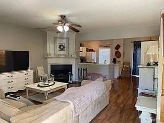 1713 Stanwood Dr NW — Photo 3