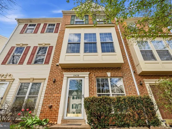 2428 Corn Crib Ct, Herndon, VA 20171
