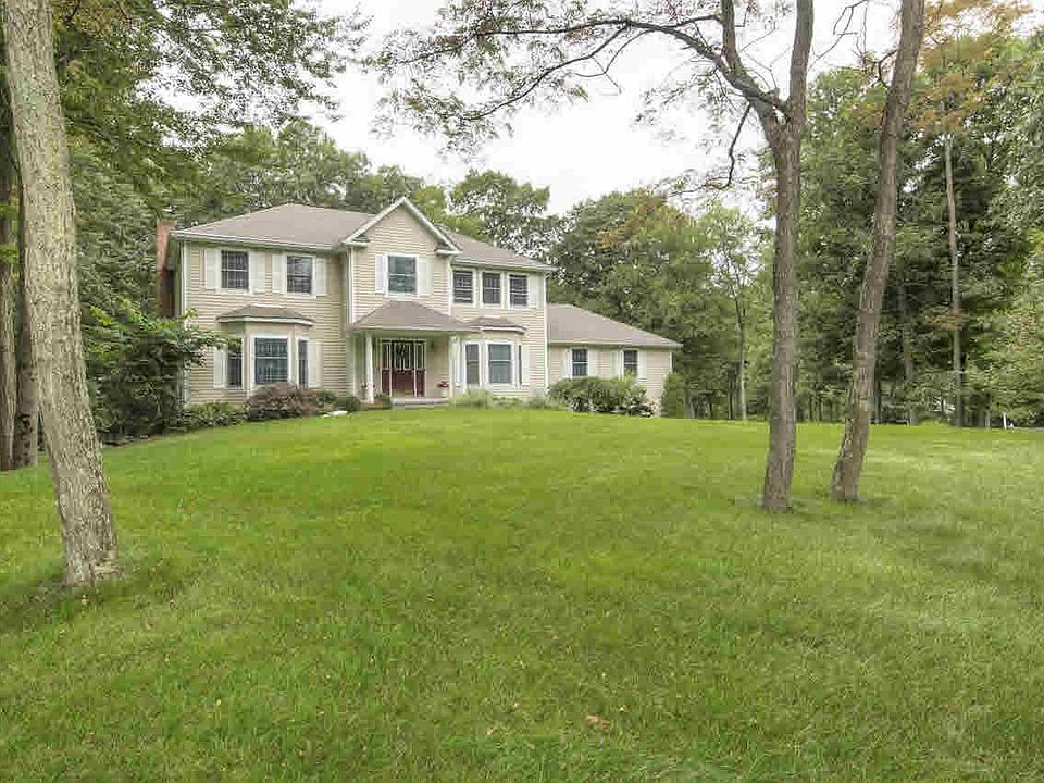 1st image of 14 McCann Dr