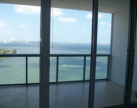 3rd image of 601 NE 36th St #1623