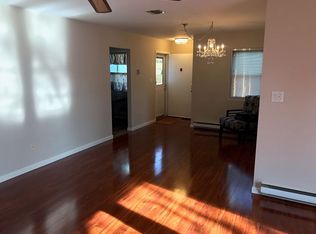 1001 Cabot Path, Saint James, NY 11780