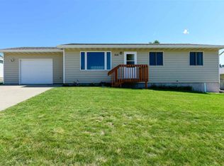1918 Heather Ct, Sturgis, SD 57785
