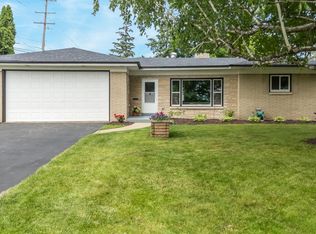 640 W Sunset Ave, Appleton, WI 54911