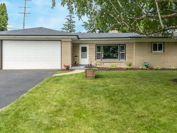 640 W Sunset Ave, Appleton, WI 54911