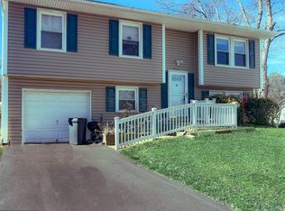 2471 Red Fall Ct, Gambrills, MD 21054