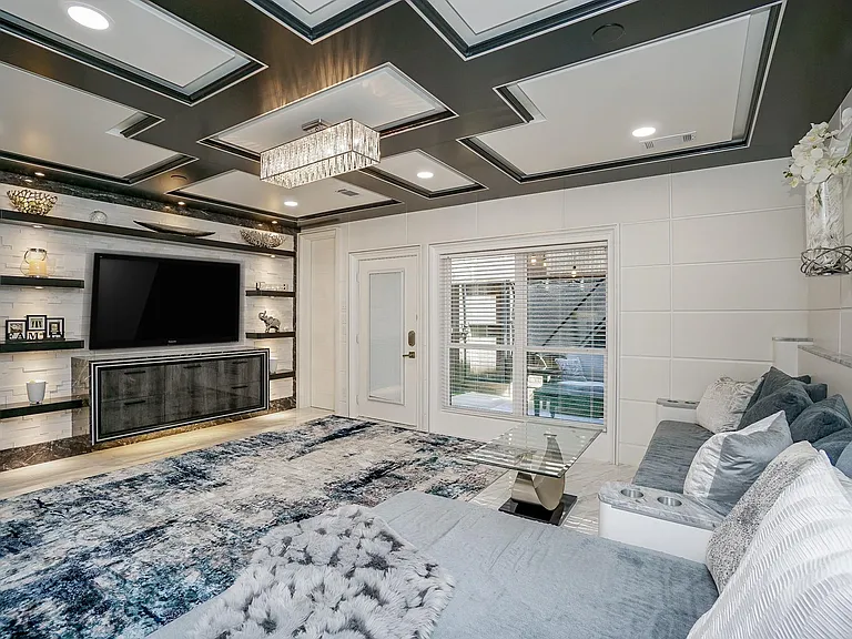 5711 Sugar Hill Dr #29 — Photo 4
