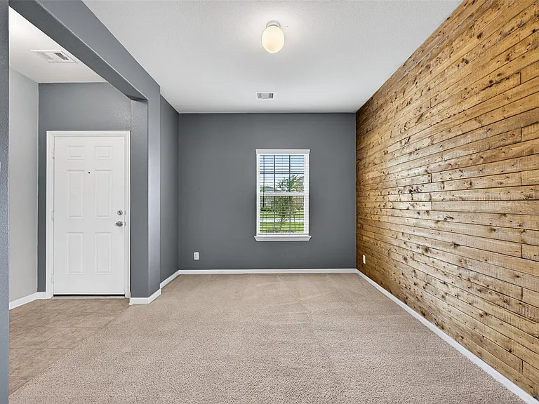 2429 Abbot Brook Dr — Photo 8
