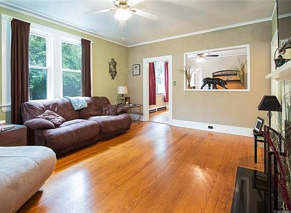5th image of 315 Johnson St
