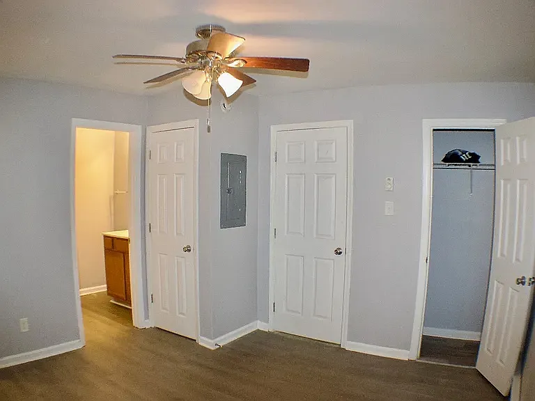 218 N Broadway St #4 — Photo 11