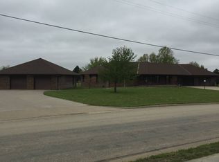 1405 N 16th St, Marysville, KS 66508