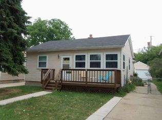 3434 S Alabama Ave, Milwaukee, WI 53207