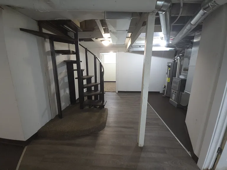 1430 Frederick Blvd — Photo 29