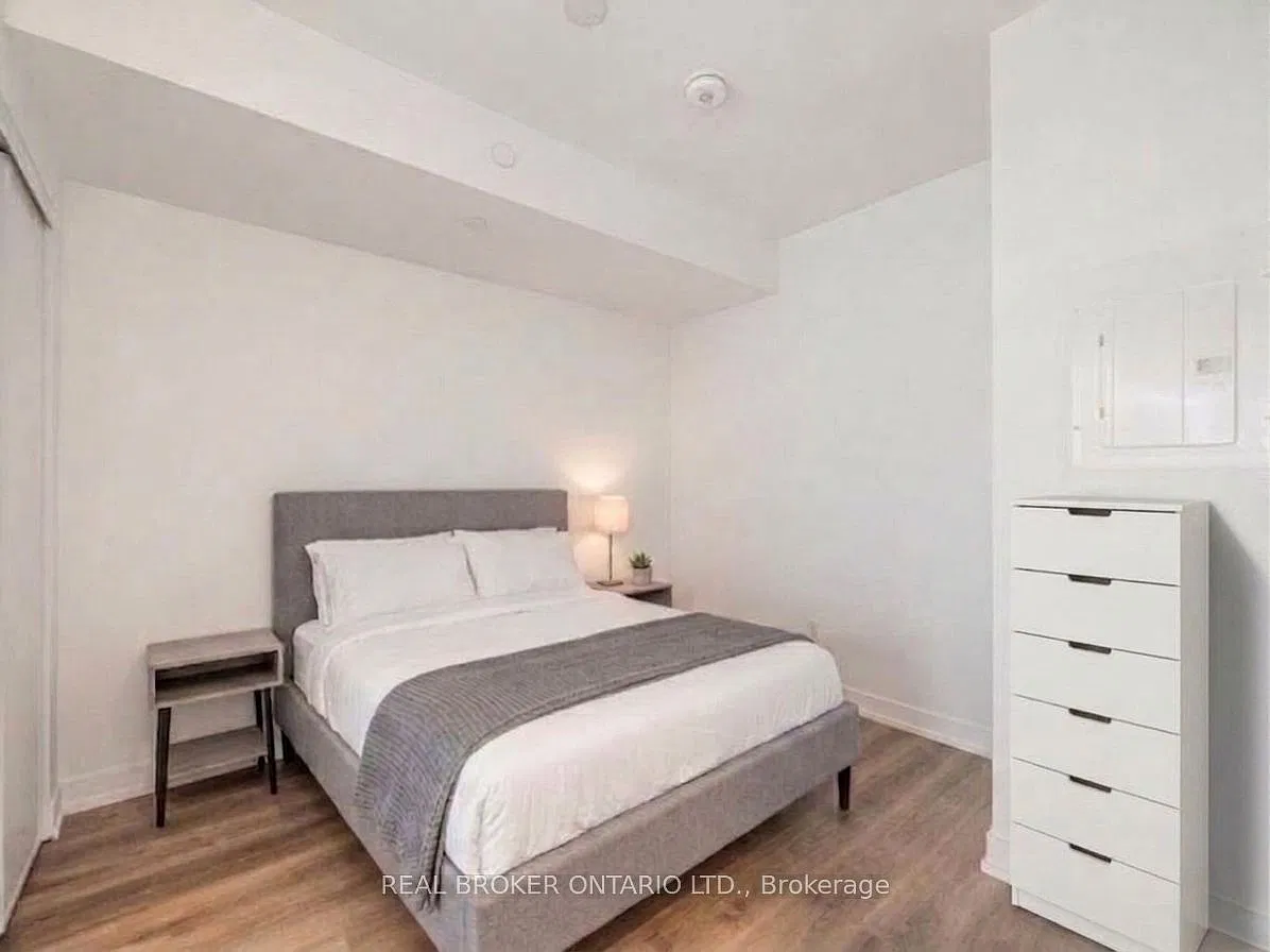 1 bed, $1,699 — Photo 1