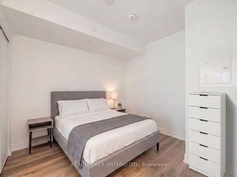 1st image of 1 Jarvis St E #922