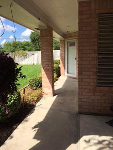 1st image of 105 Pecanwood Pl