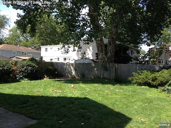 4th image of 64 Prospect Ave