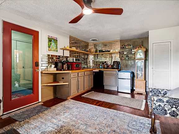 5th image of 8812 Laverty Pl