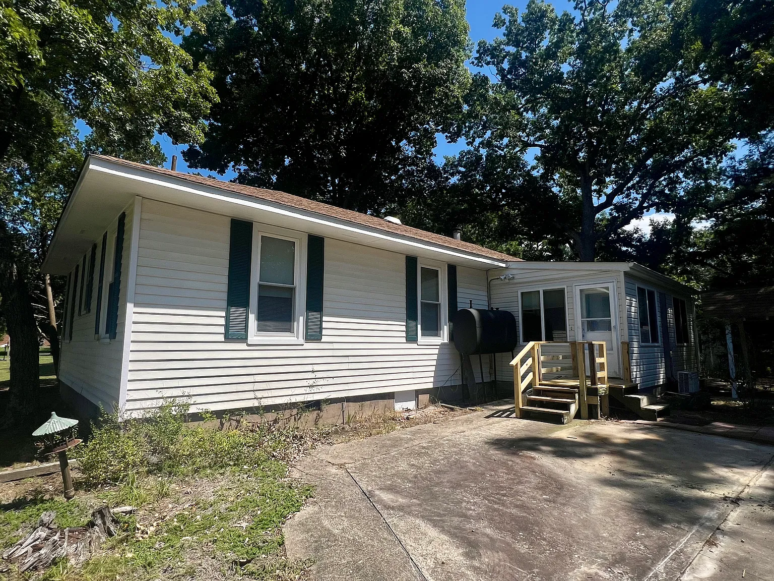 3 bed, 1740 sqft, $2,000 — Photo 3