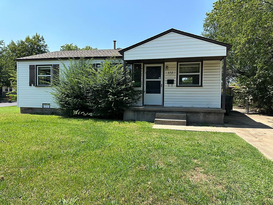 1st image of 632 Villa Dr
