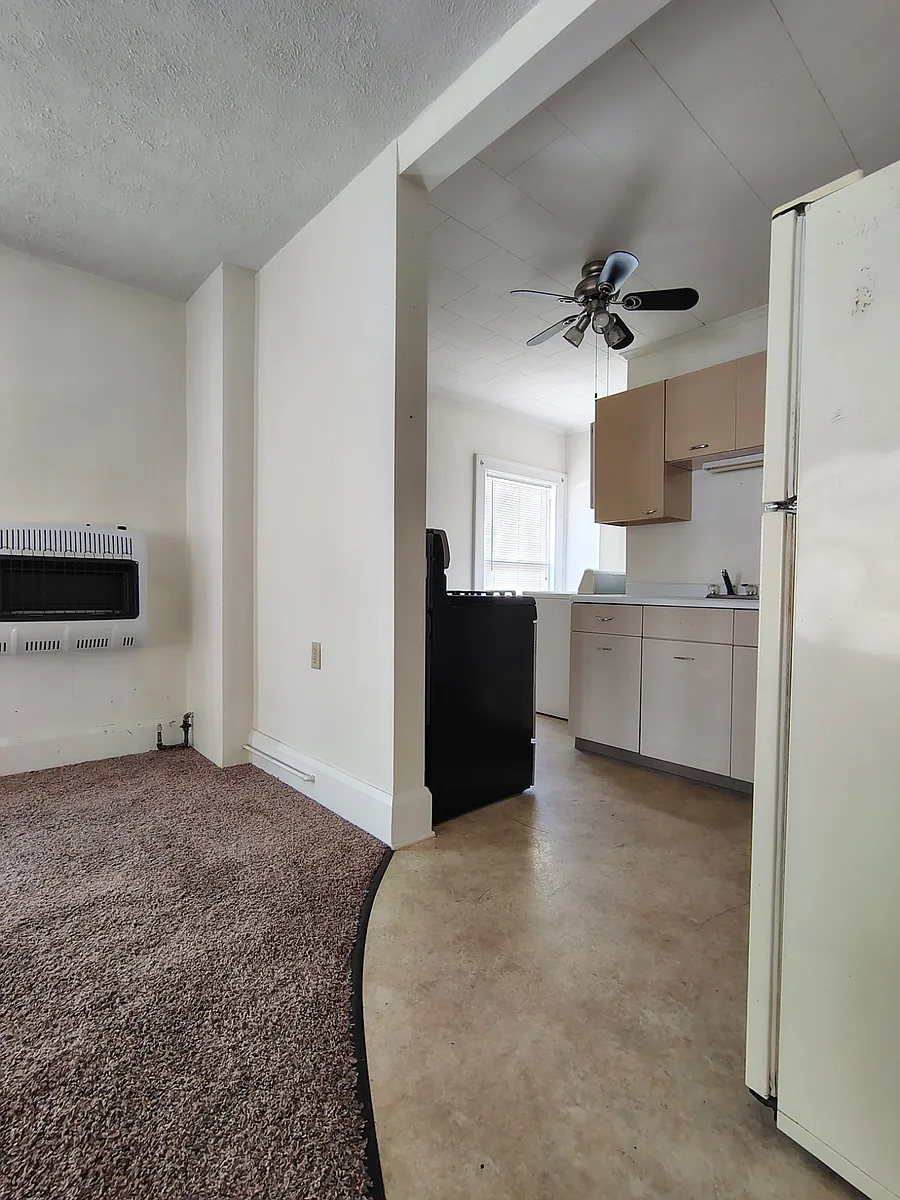 Building Photo - 8 Harriott Ave #5